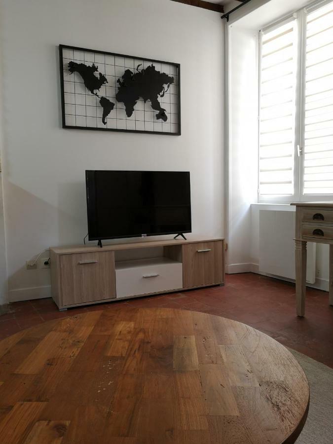Appartement Chaleureux F2 en centre ville à Caen Extérieur photo